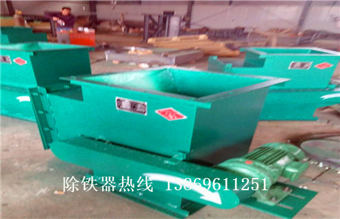 永磁管道除鐵器，永磁管道除鐵器Dn100價(jià)格 _遠(yuǎn)力廣東管道式粉料永磁除鐵器12000高斯_可定制工作原理_安裝示意圖