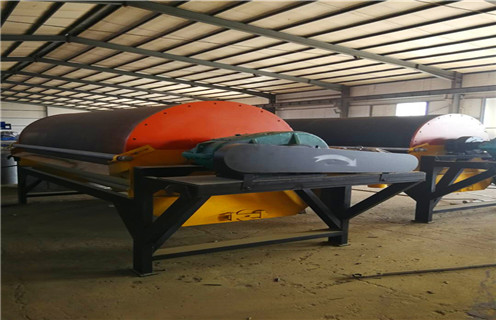 錳礦濕式磁選機(jī)，青海錳礦濕式磁選機(jī)_青海錳礦濕式磁選機(jī)更便捷型號(hào)參數(shù)及磁場(chǎng)強(qiáng)度